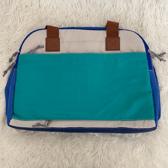 Vera Bradley Carry-On Gym Bag - Picture 4 of 6